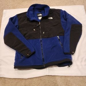 The North Face - Men's Large Denali Jacket.